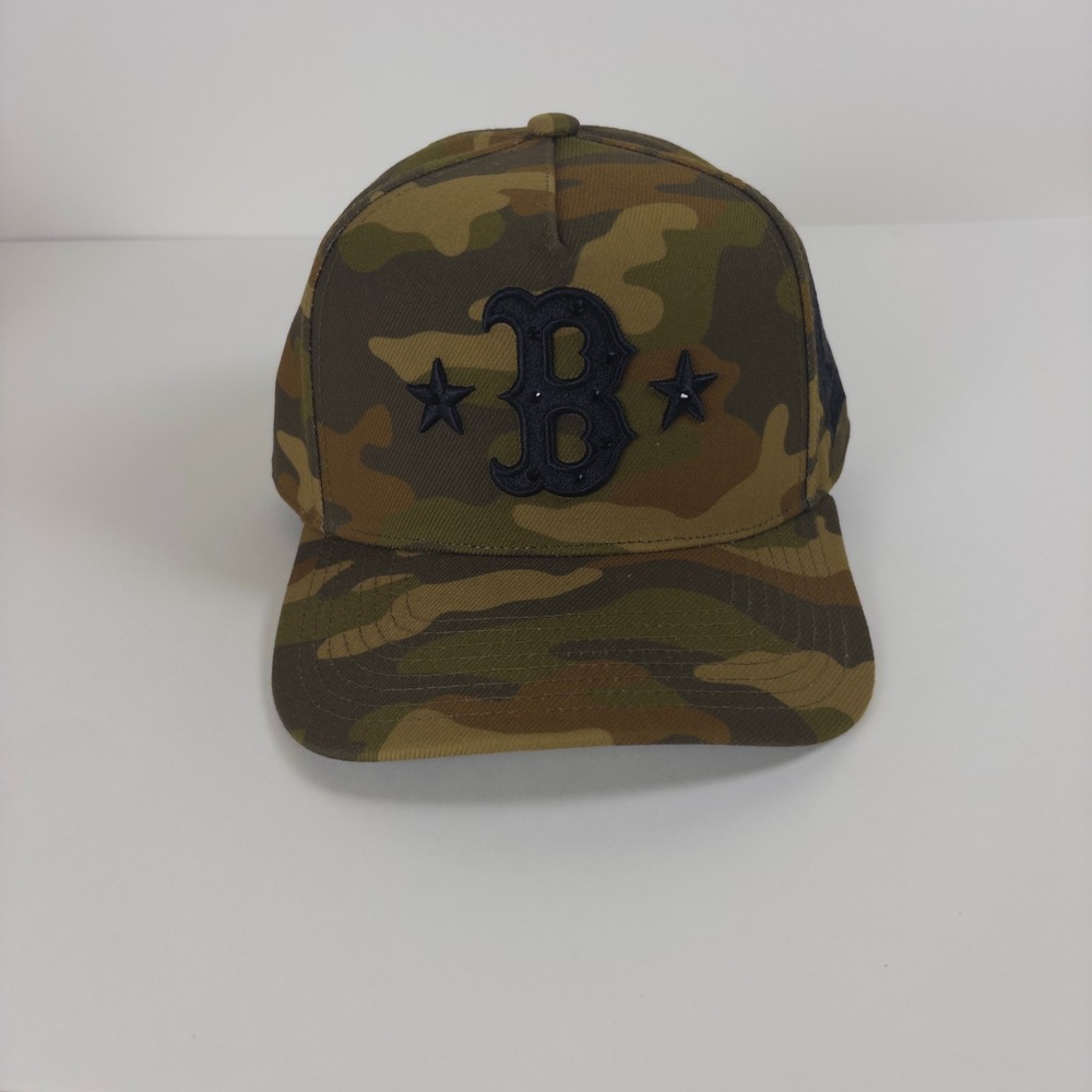 Mitchell & Ness Boston Red Sox Hat Mens OSFA Camo Rhinestone 2004 World Series